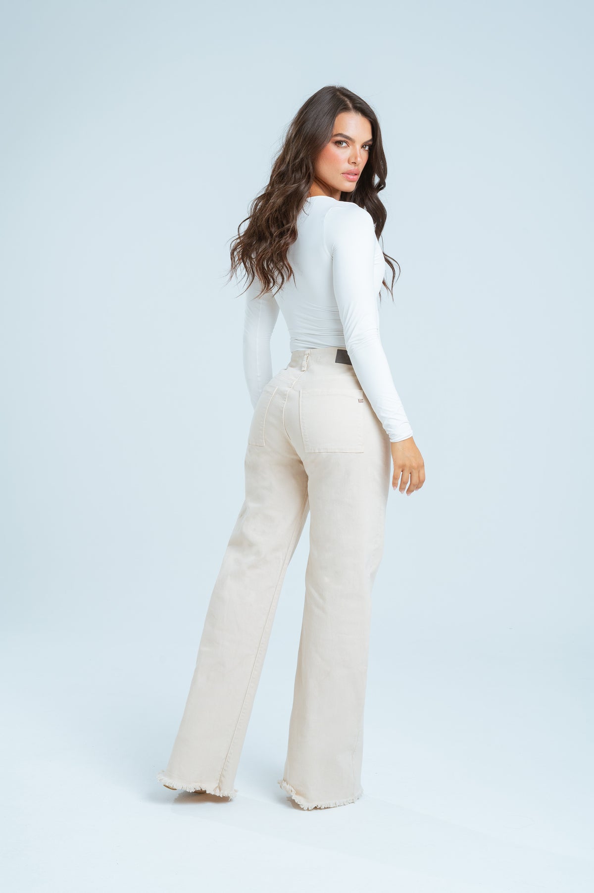 Mom Flare Beige REF. 1620