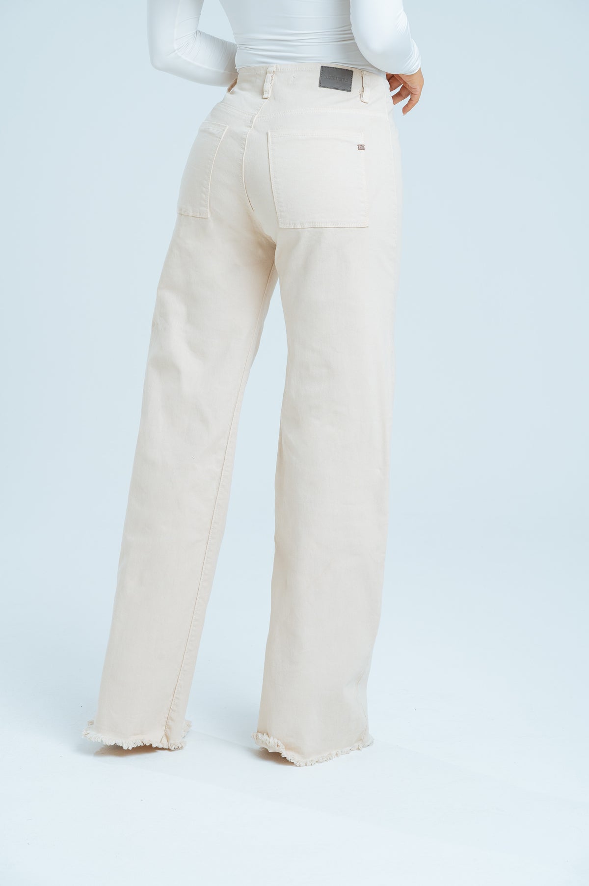 Mom Flare Beige REF. 1620