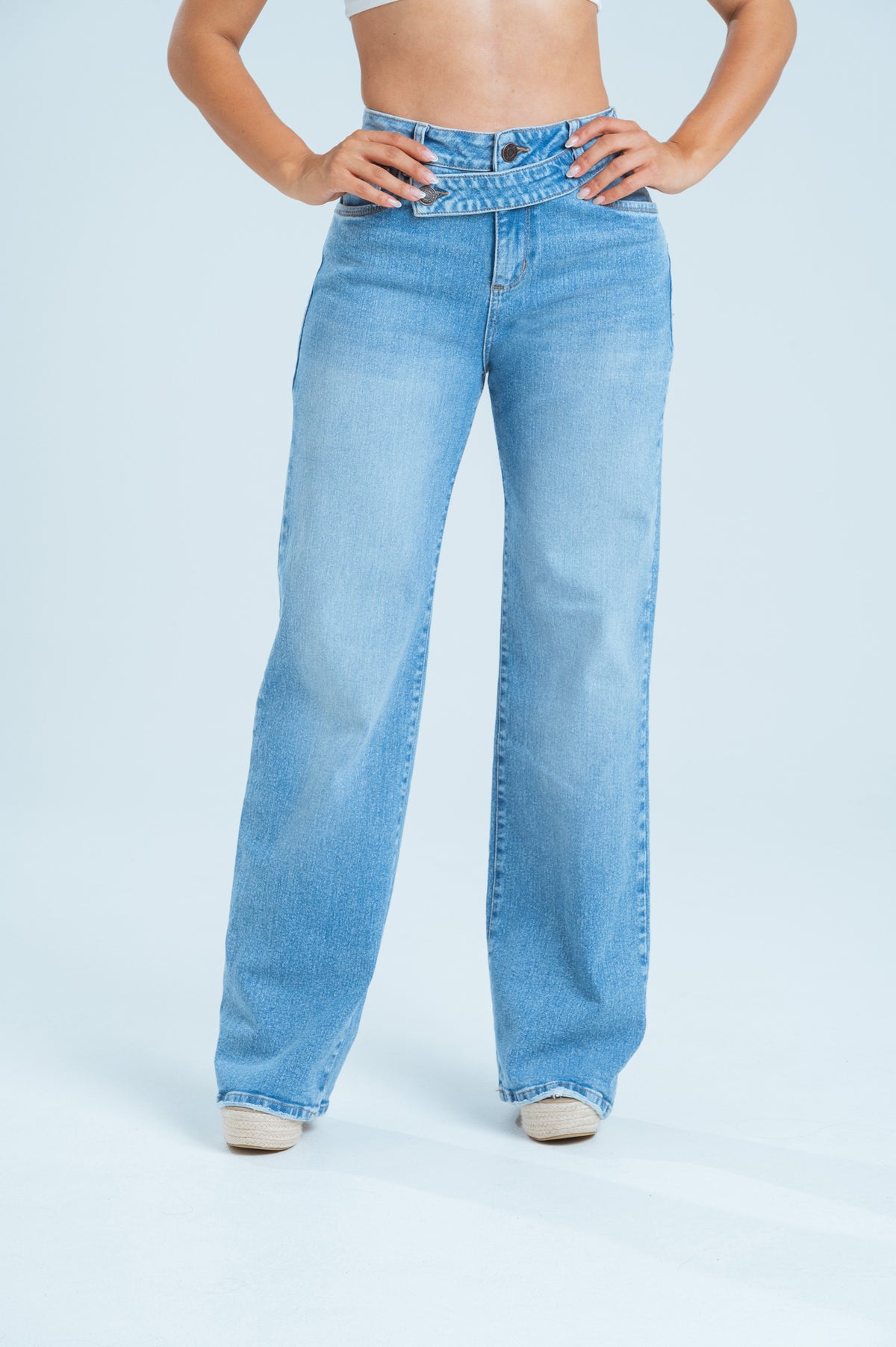 Mom Flare Gris REF. 1615
